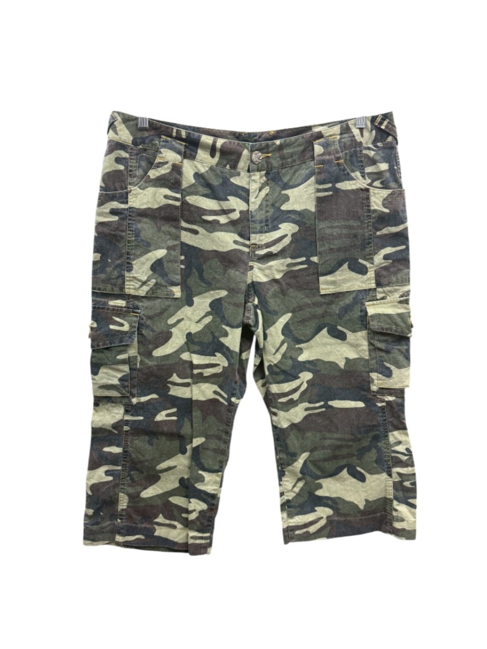Cato Linen Camo Cargo Pants Mid Rise Army Green Multi-Pocket Capri/Shorts